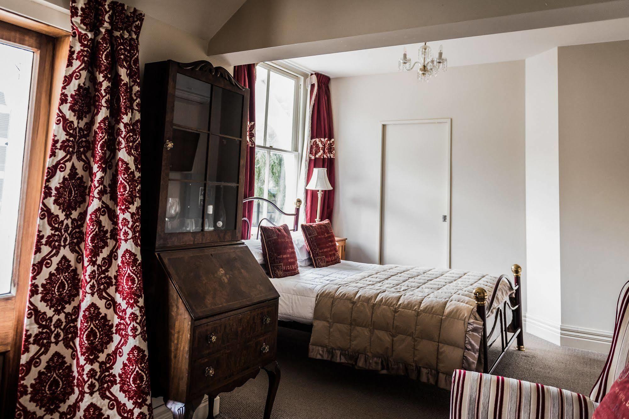 The Grange B&B Крайстчърч Екстериор снимка